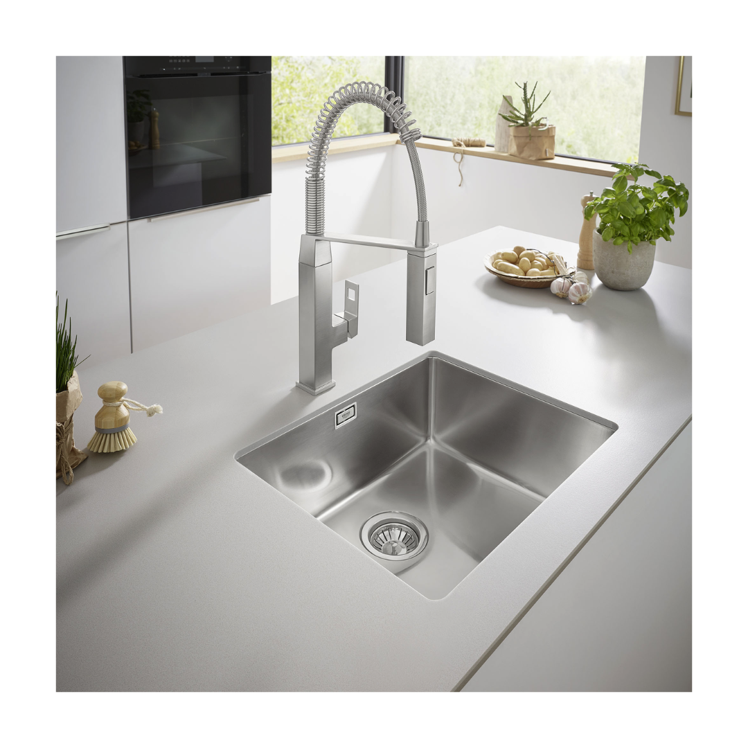 Grohe EUROCUBE Single Handle Semi-Pro Dual Spray Kitchen Faucet 6.6 L/Min (1.75 GPM)