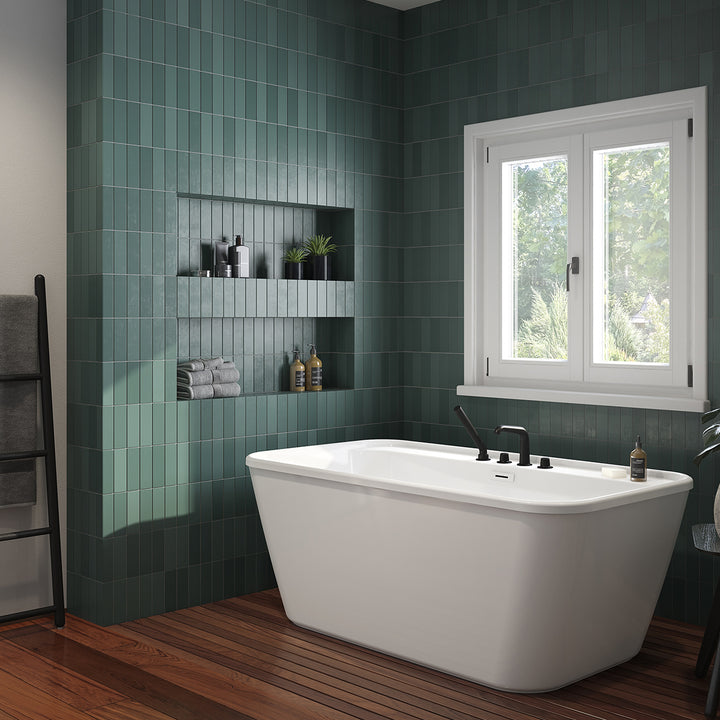 Maax Pocono 58 x 32 AcrylX Freestanding Center Drain Bathtub in White with White Skirt