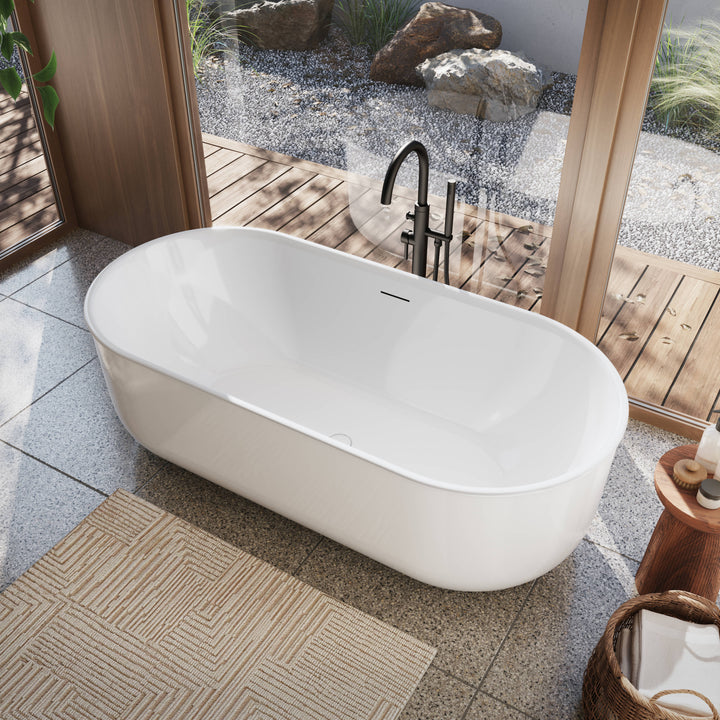 Maax Ommu 6732 Acrylic Freestanding Center Drain Bathtub in White