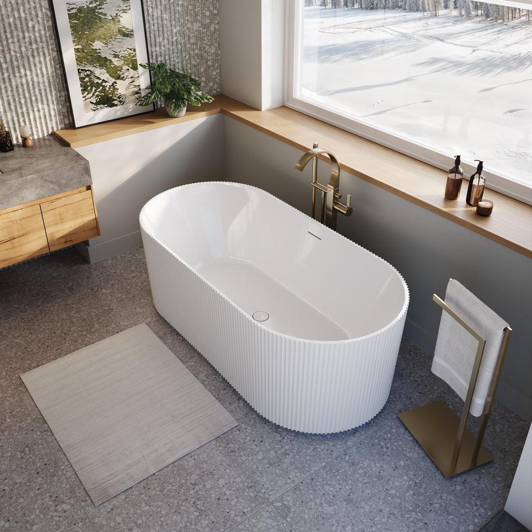 Maax Tori 6732 Acrylic Freestanding Center Drain Bathtub in White