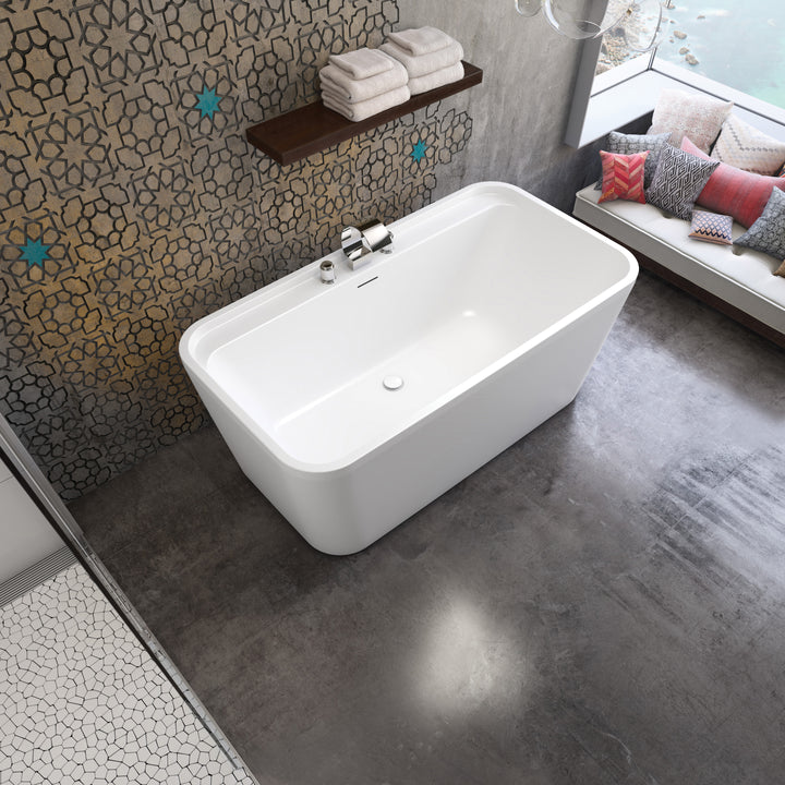 Maax Oberto 6032 Acrylic Freestanding Center Drain Bathtub in White
